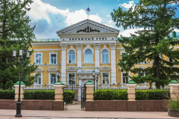 Das Gebäude Bezirksgericht in zentr nizhny novgorod — Stockfoto