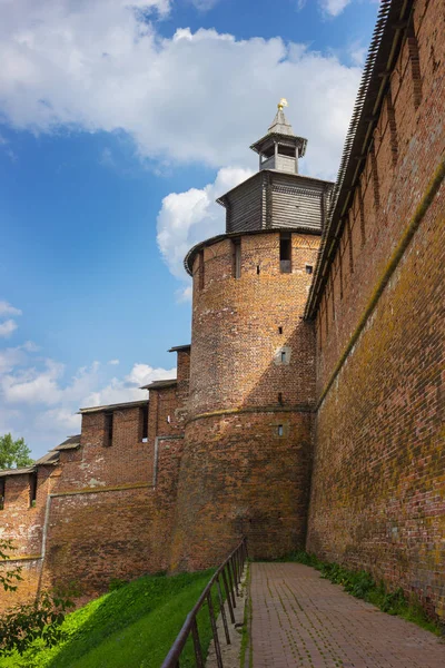 Novgorod Kremlin. Saat Kulesi