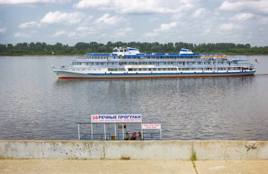 Volga set yelken gemisi