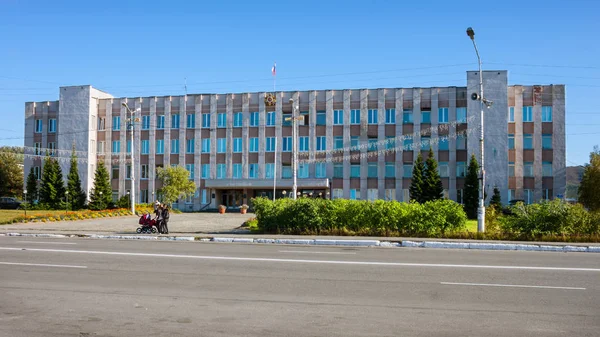 Administración de la ciudad de Kandalaksha — Foto de Stock