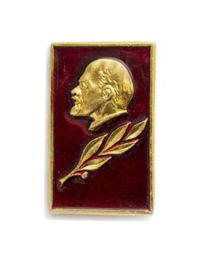 Moskova, Rusya - 15 Mart 2020: Vladimir Ilyich Lenin 'i gösteren Sovyet rozeti
