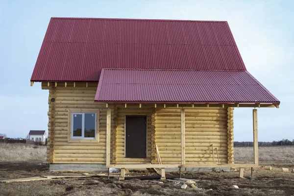 Wooden Small House Iron Red Roof Canopy — Stock Photo, Image