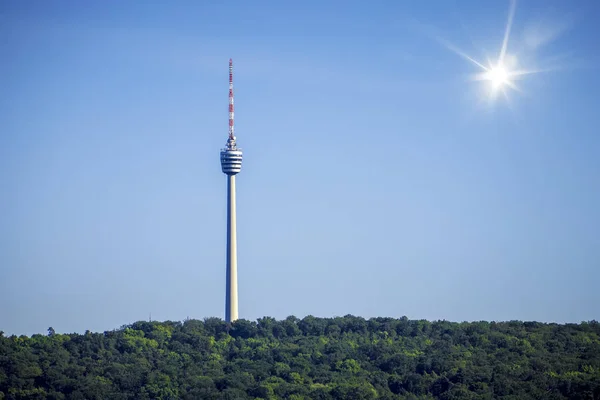 Ραδιο πύργος τηλεόρασης σε Στουτγκάρδη — Φωτογραφία Αρχείου