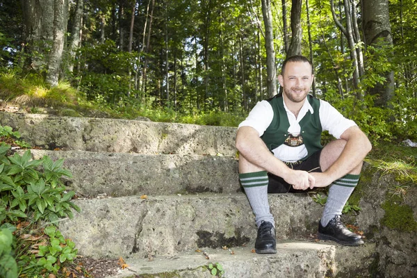 Mann in bayerischem Tuch — Stockfoto