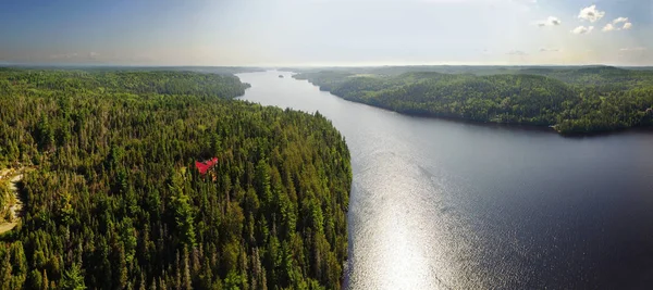 Letecké panorama pohled na řeku — Stock fotografie