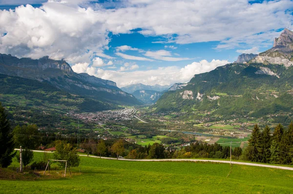 Landschaft der französischen Alpen. Stockbild