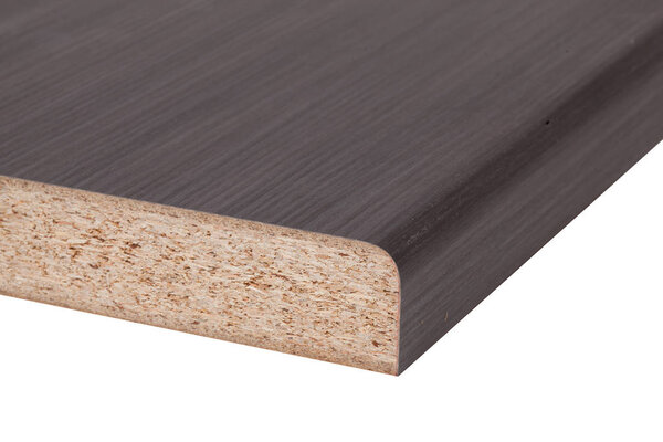 Доска из ламинированной древесины используется в мебели
