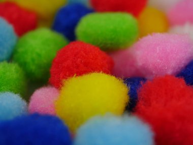 arka plan ile renkli toplar