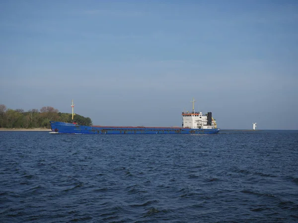 Big ship bulk carrier — Stock Photo, Image