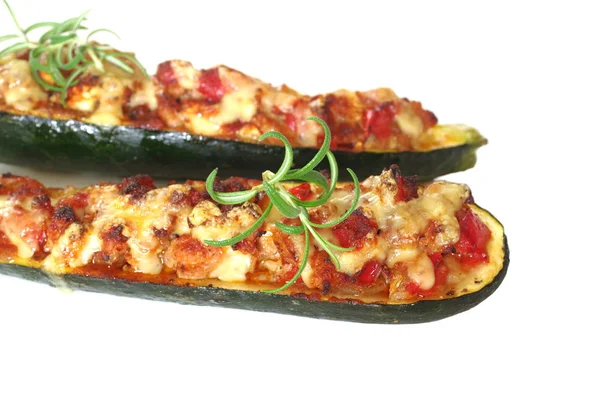 Gebratene Zucchini mit Fleischfüllung — Stockfoto