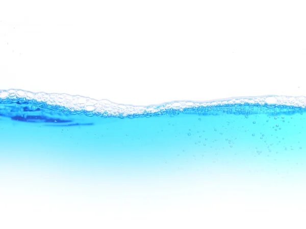 Blaues Wasser mit Blasen — Stockfoto