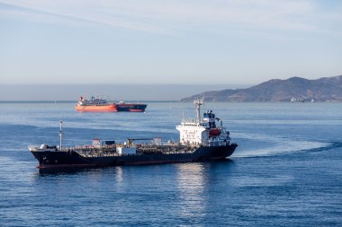 Gibralter içinde dönüm tanker
