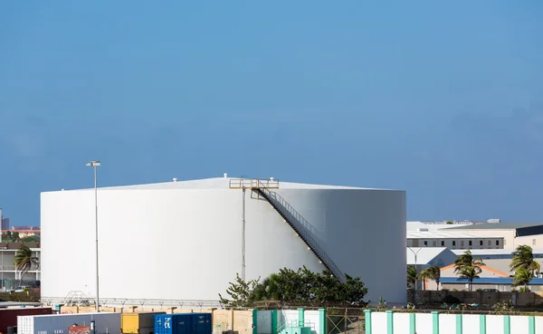 White Fuel Storage Tank — Stockfoto