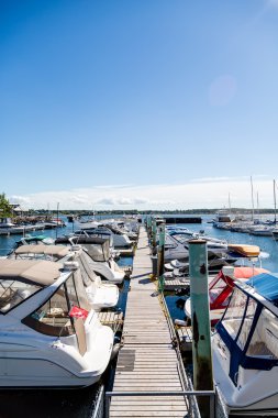 Yat Dock mesafe içine