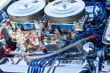 Cobra 427 Chrome Engine