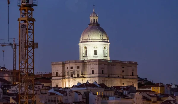 Lissabon kerk nachts — Stockfoto