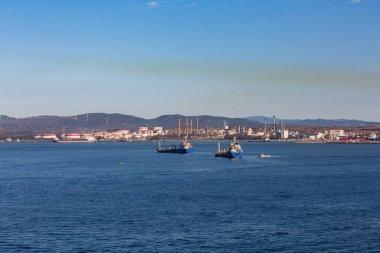 İki mavi yük gemilerinden Gibralter