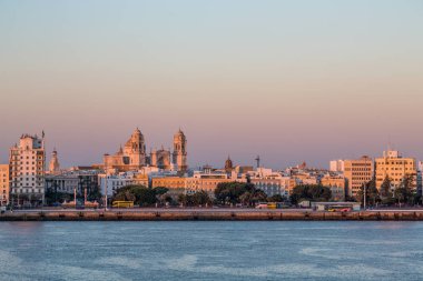 Cadiz sabahın erken saatlerinde