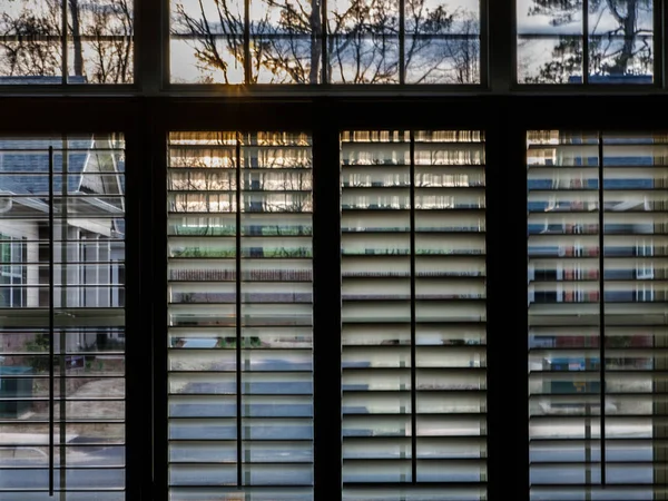 Houses at Sunset Throhutters — Stock Photo, Image