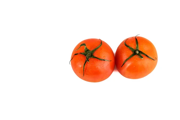 Deux tomates rouges sur fond blanc — Photo