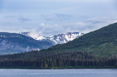 Alaska Dağları mesafe içine