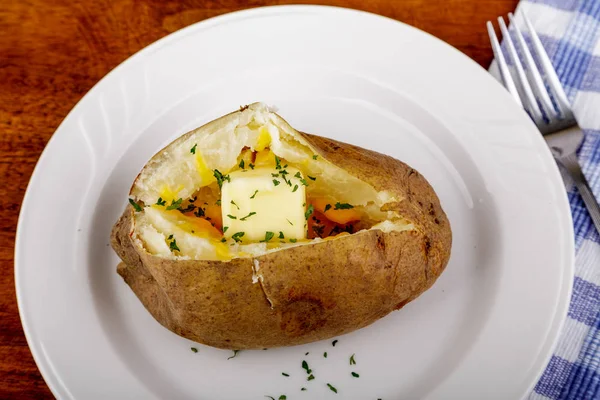 Tereyağlı patates maydanoz — Stok fotoğraf