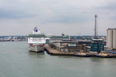 Cruise gemi Southampton bağlantı noktası