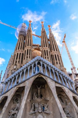 Sagrada Familia aşağıdan