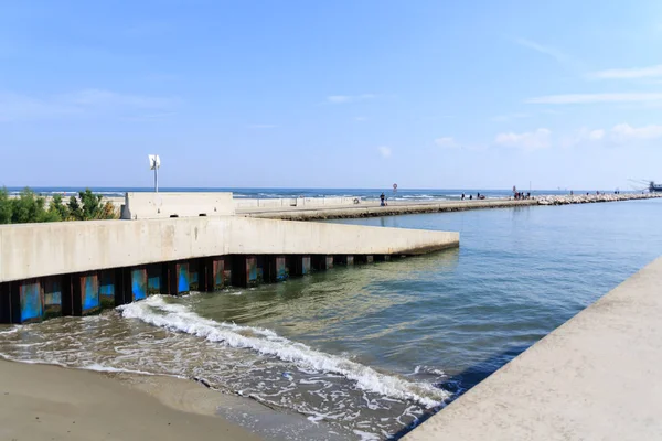 Boat Ramp in Adriatic — Stock Photo, Image