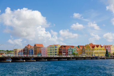 Willemstad Curacao için köprü duba