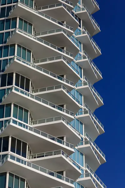 Balkon açıları üzerinde — Stok fotoğraf