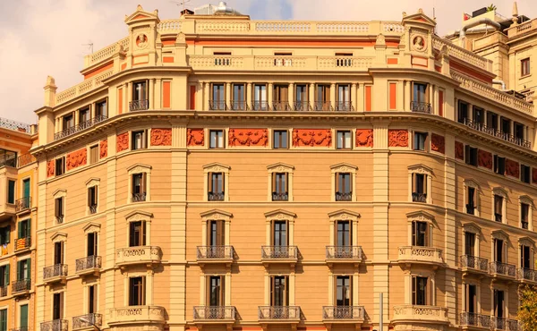 Ornate Grand Hotel en Barcelona — Foto de Stock