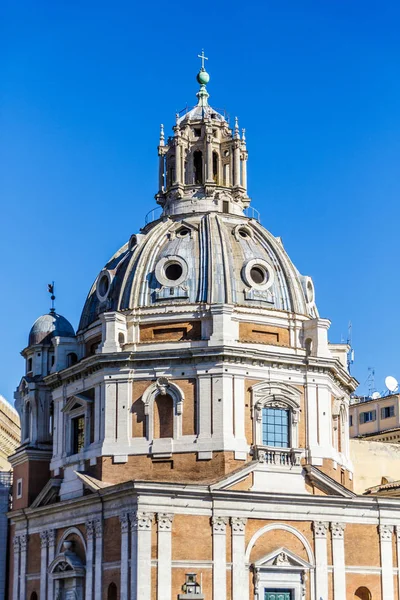 En romersk kupol — Stockfoto