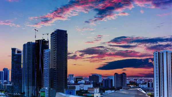 Torres Miami al anochecer — Foto de Stock