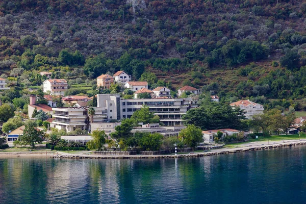 Karadağ'daki ofis binaları — Stok fotoğraf