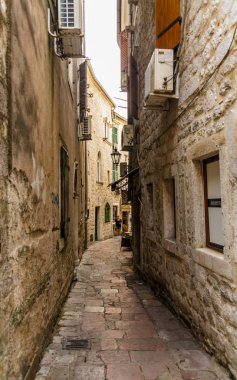 Kotor dar sokaktan