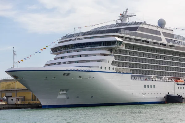 Arco de crucero en el puerto de Venecia — Foto de Stock