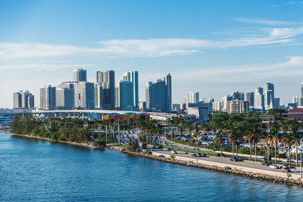 Causeway i panoramę z Miami — Zdjęcie stockowe
