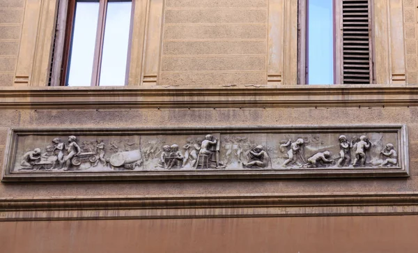 Frieze on Old Wall — Stock Photo, Image