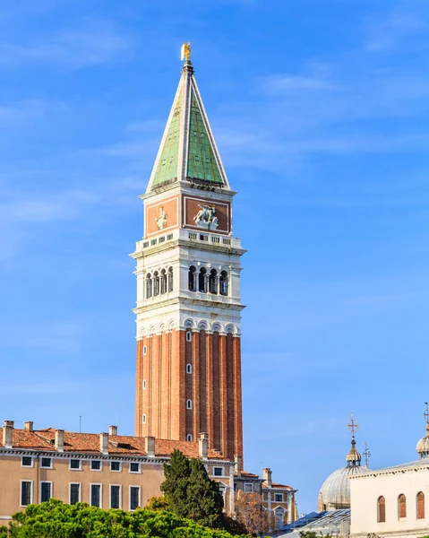 St Marks Bell Tower Against Sky — Stock Photo, Image