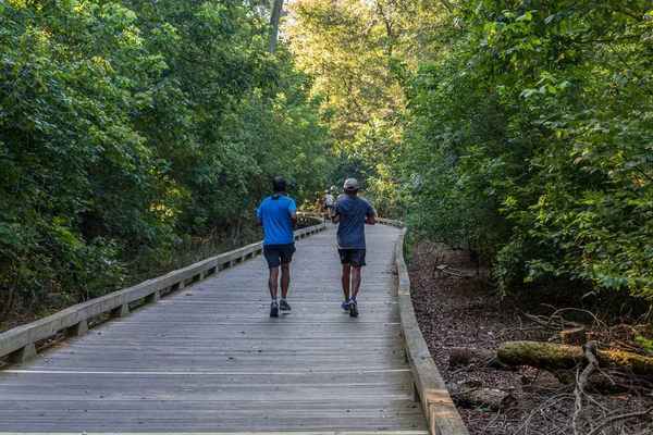 Two Men Jogging on Fitness Trail — Stock Photo, Image