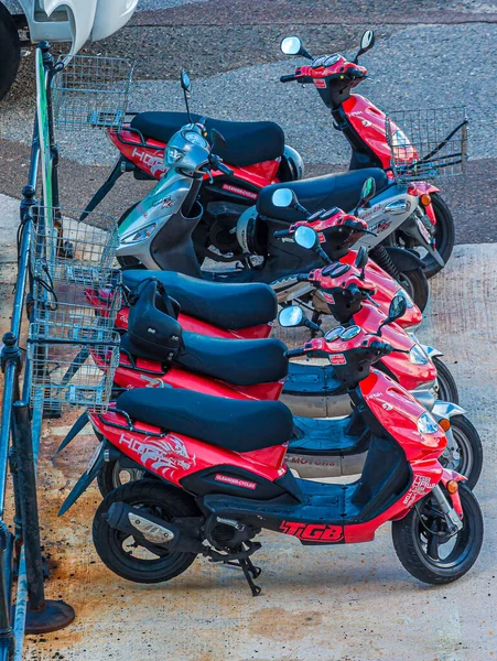 Red Scooters on Dock — Stock Photo, Image