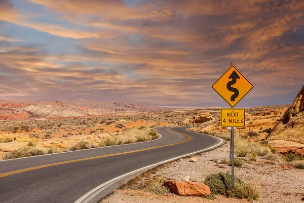 Curves 4 Miles in Desert Sunset — Stock Photo, Image