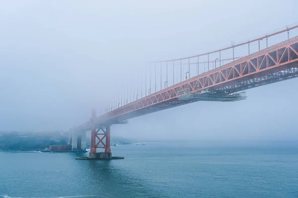Golden Gate Bridge Socked In — Stock Photo, Image