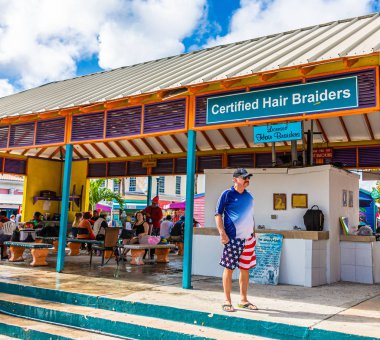 Koca Saç Öğütücüde Bekliyor