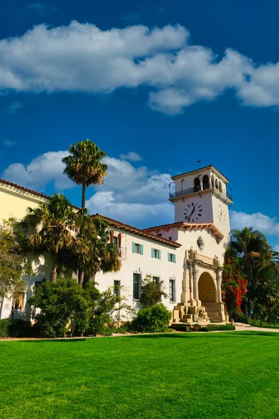 Sąd Santa Barbara i Clocktower — Zdjęcie stockowe
