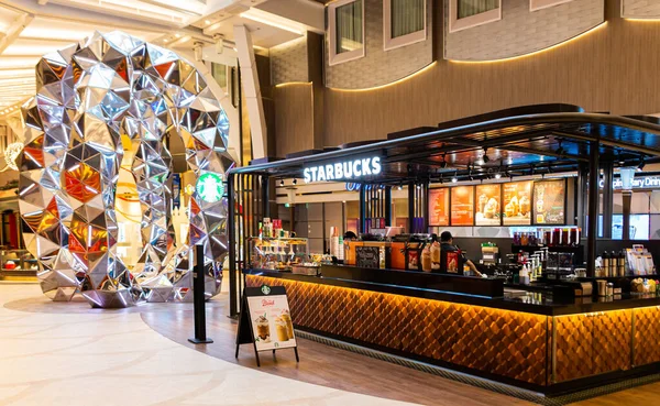 Starbucks op cruiseschip — Stockfoto