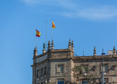 Banco de Espana 'da bayraklar