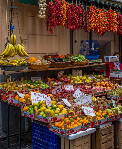 Fruit Market in Sorrento — Stock Photo, Image