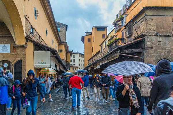 Rain on Ponte Vecchio — Stock Photo, Image